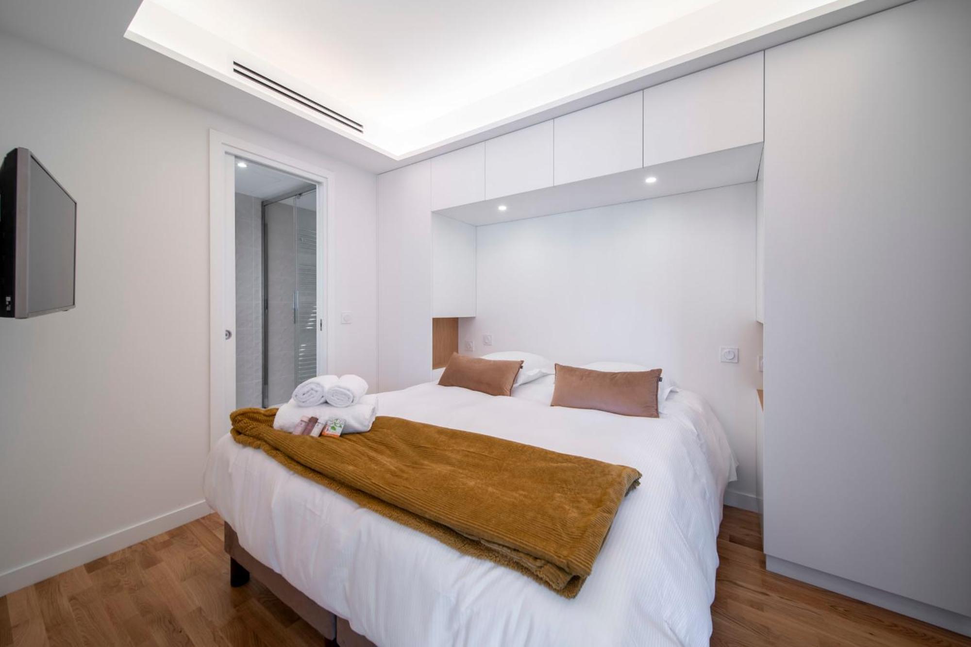 Apartment 1958 - Luxury Gray Albion - 100m Palais